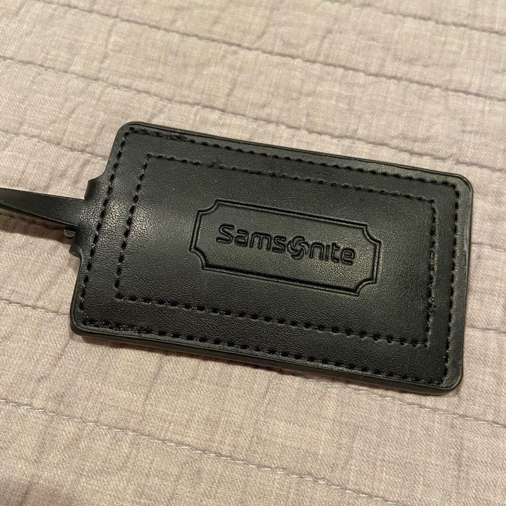 Samsonite Black Leather Luggage Tag – Travel ID Tag